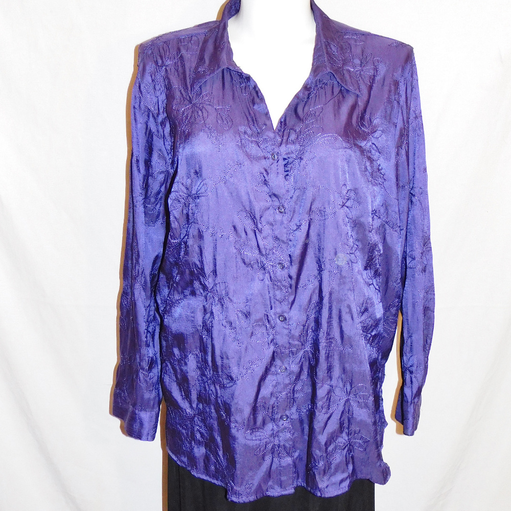 3X Maggie Barnes Purple Embroidered Satin Top EUC